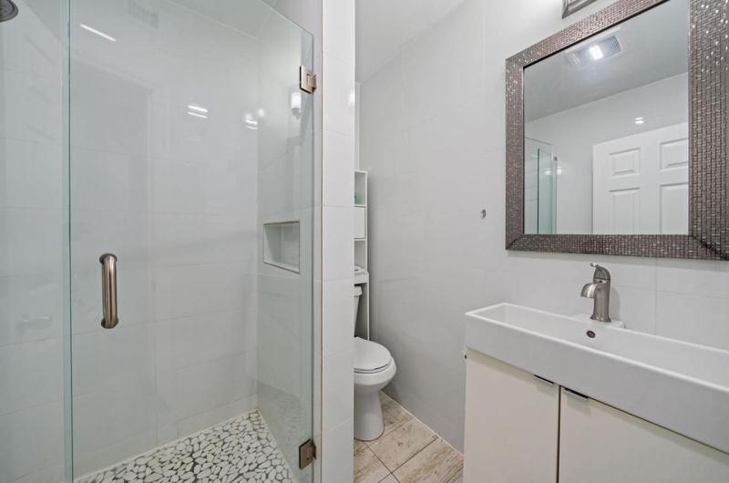 Capri Inn & Apartments เลกเวิร์ท ภายนอก รูปภาพ